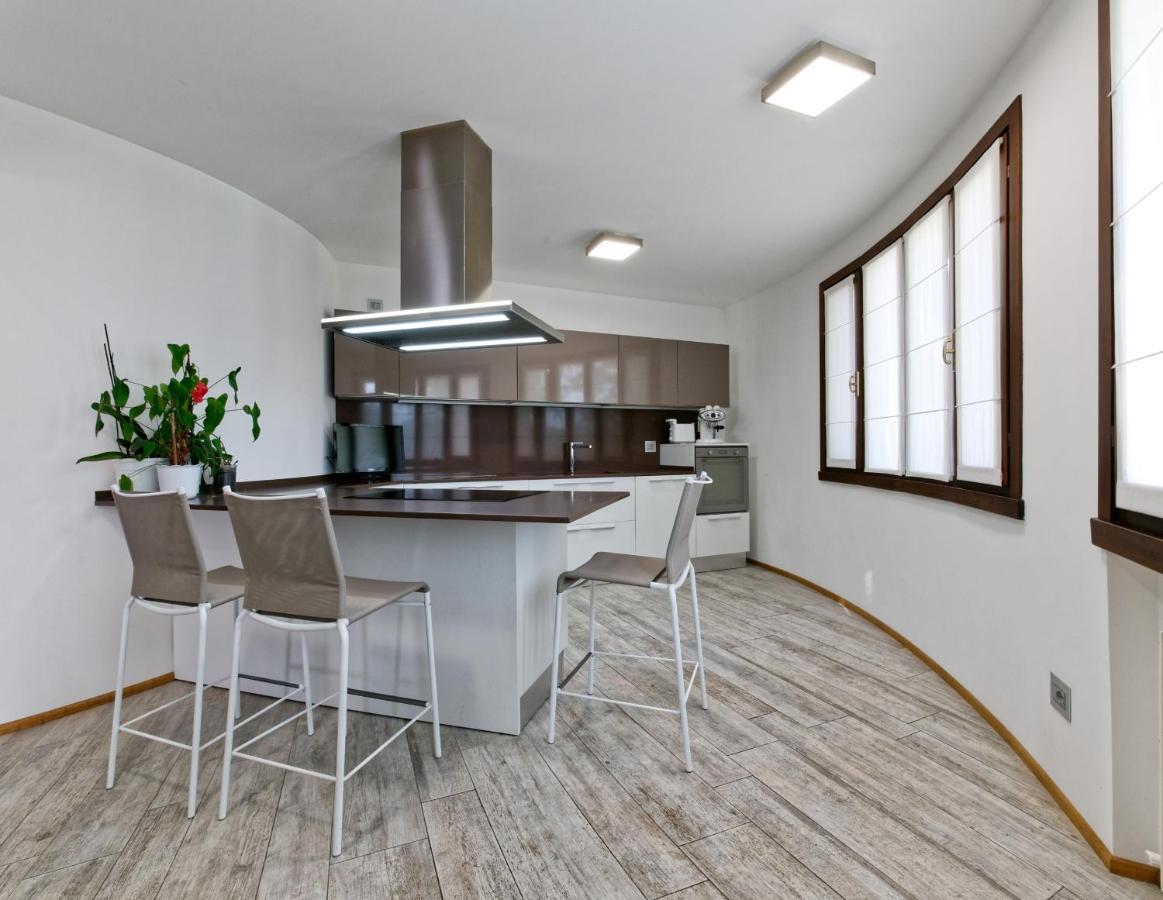 Nifty Intera Villa Con Piscina Relax, Idromassaggio E Sauna Muscletto Εξωτερικό φωτογραφία